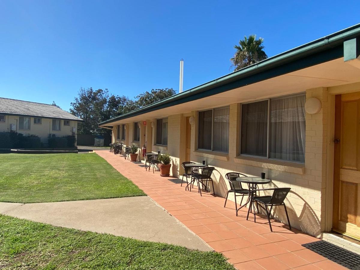 The Aston Motel Tamworth Exterior foto